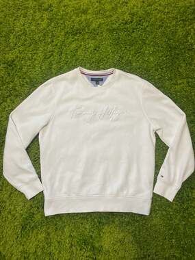 tommy hilfiger sweatshirt